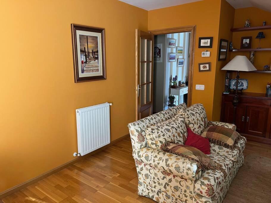 Atractivo Atico 2 Habitaciones Villaviciosa  Exterior foto